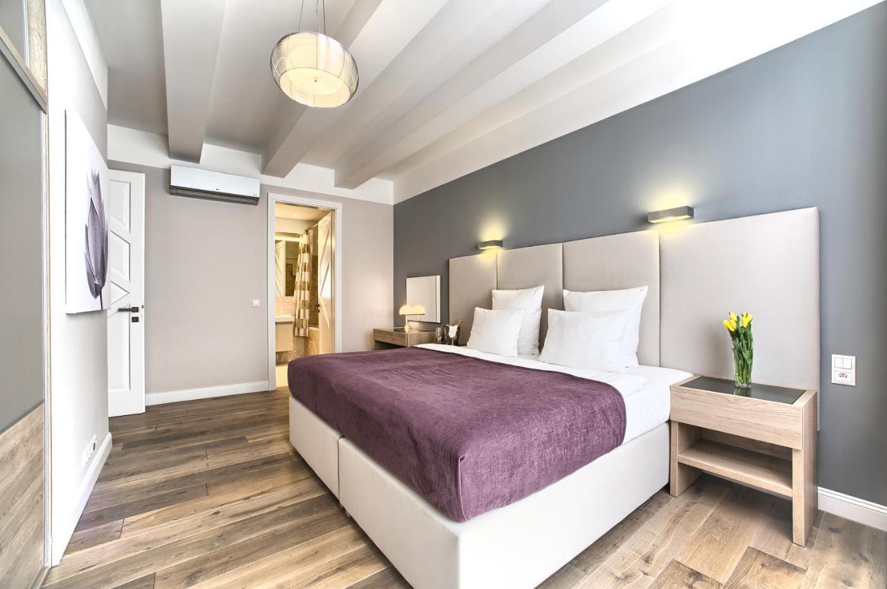 Exclusive 2 Bedroom Apartment Old Town - 2 Baths, Balcony And View - By Prague City Apartments Bagian luar foto