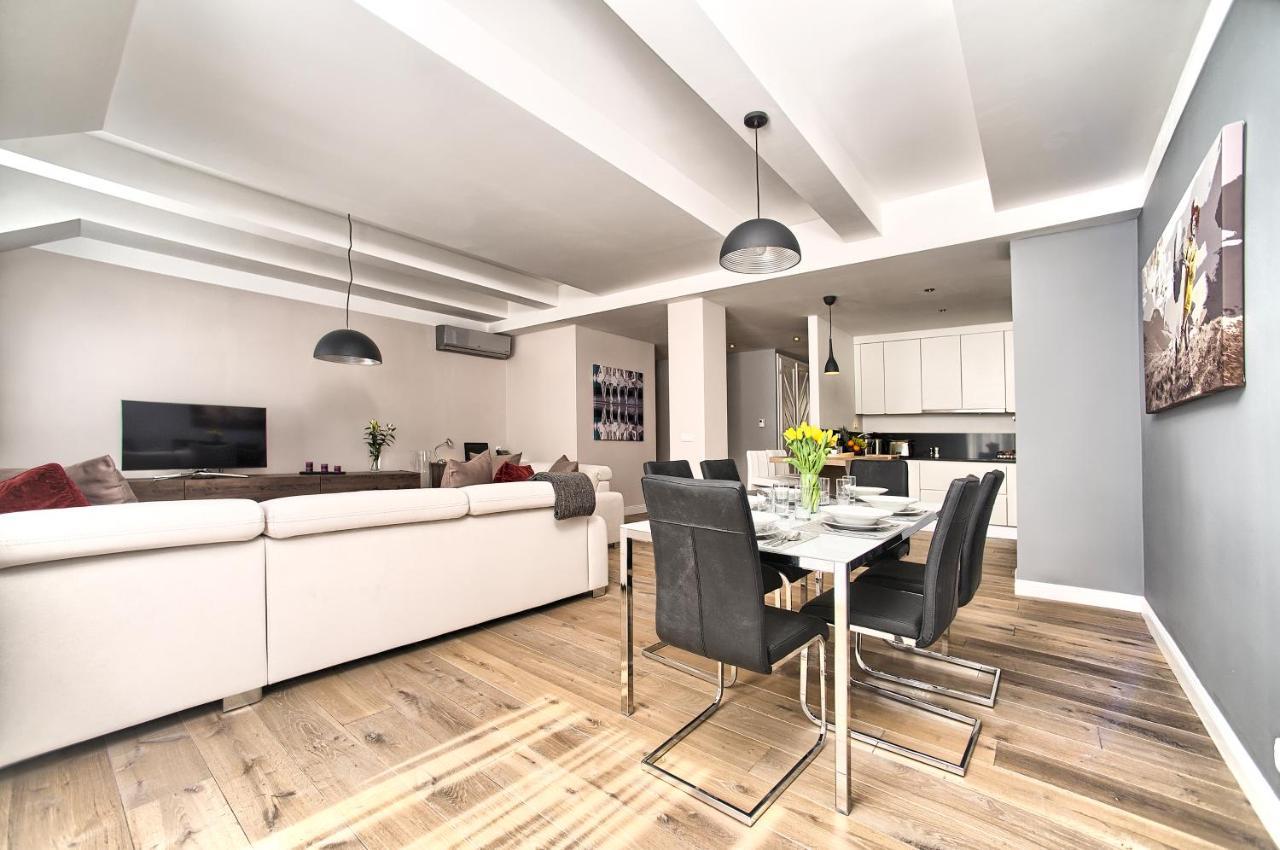 Exclusive 2 Bedroom Apartment Old Town - 2 Baths, Balcony And View - By Prague City Apartments Bagian luar foto